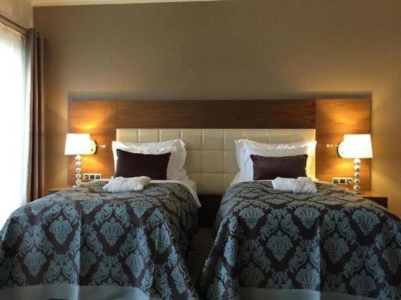 Crixus Duhok Hotel Kültér fotó